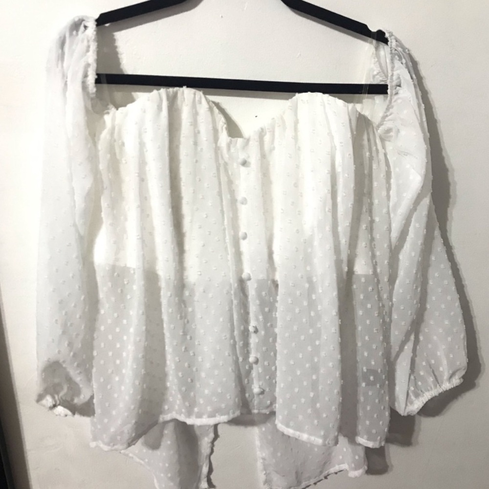 Sweetheart neckline & Swiss dot 3/4 sleeve top with corset style & overlay